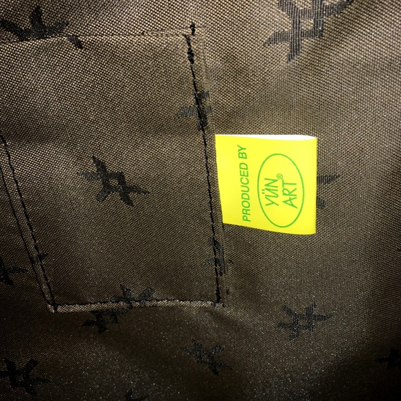 Kilim Leather Bag by Yun Art - Picture 7 of 9